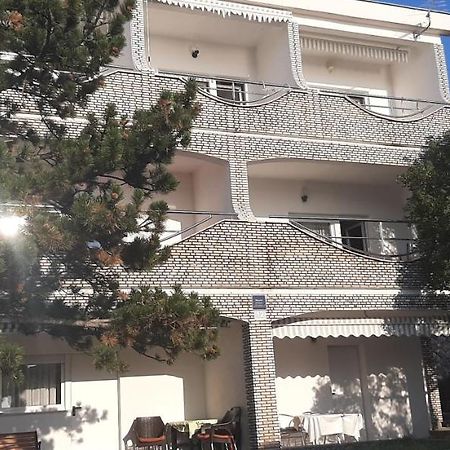 Apartmani Ljubica Klenovica Bagian luar foto